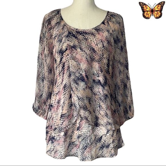 TAMARA H. Multi-Layer Blouse Size Medium - Picture 1 of 9